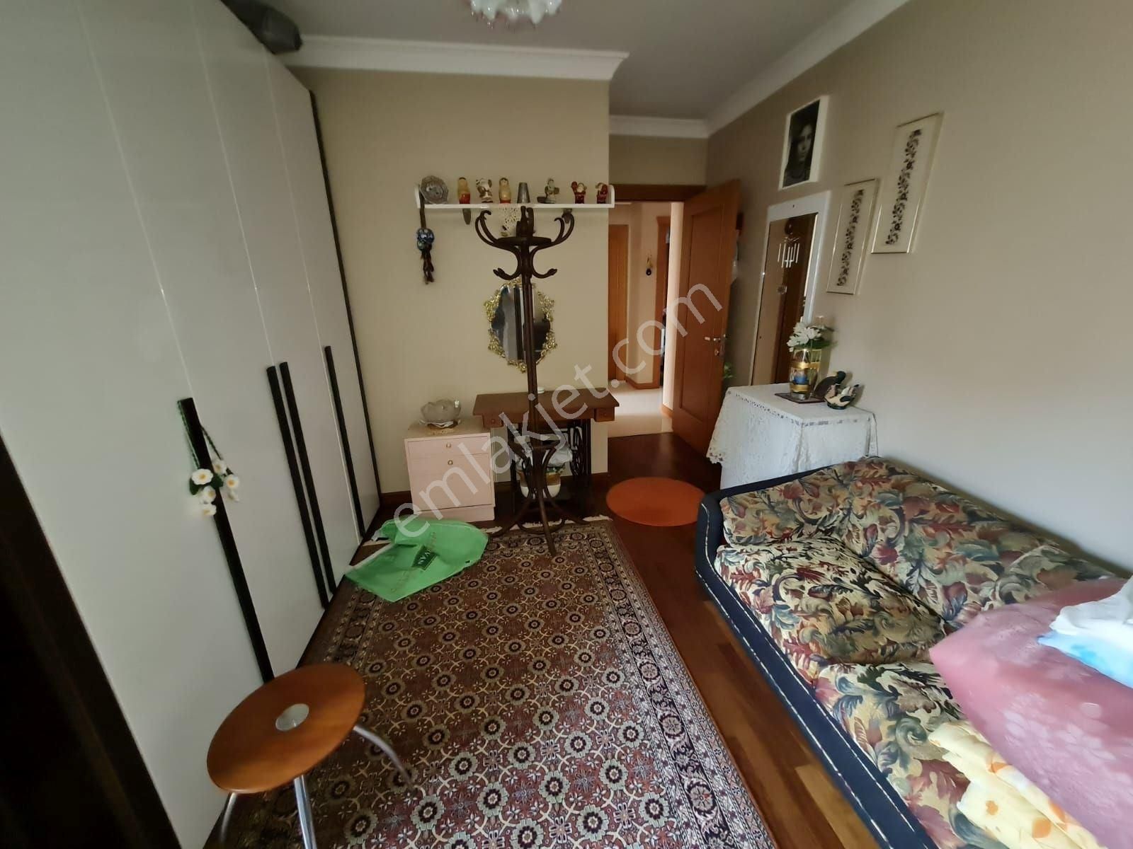 Feneryolu Kamelya Yakın 4+1 2008 Yapımı Binada - Görsel 34