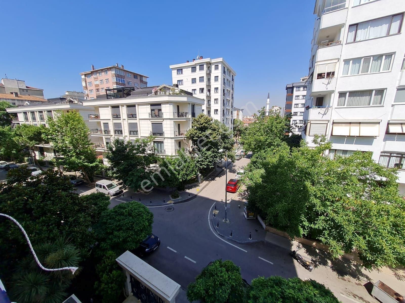 Feneryolu Kamelya Yakın 4+1 2008 Yapımı Binada - Görsel 7