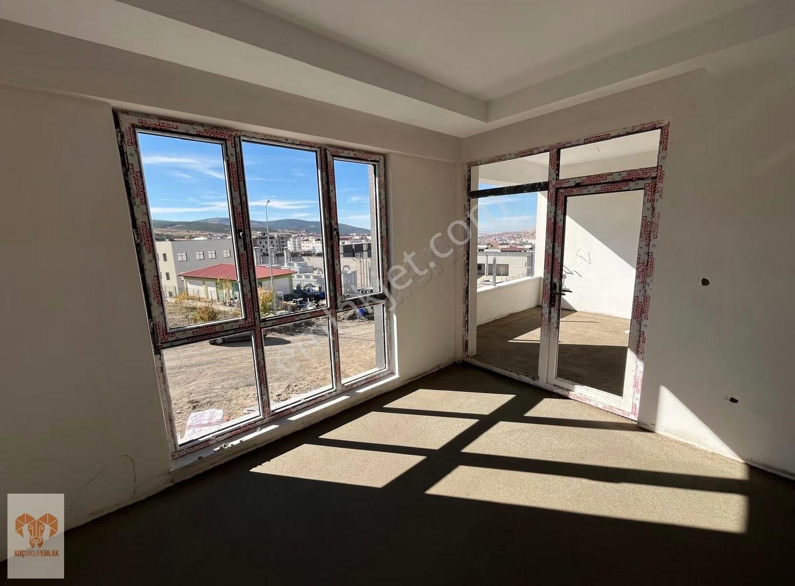 Şehir Hastanesi Yanı 3+0 Güney Cephe Lüx Daire - Görsel 9