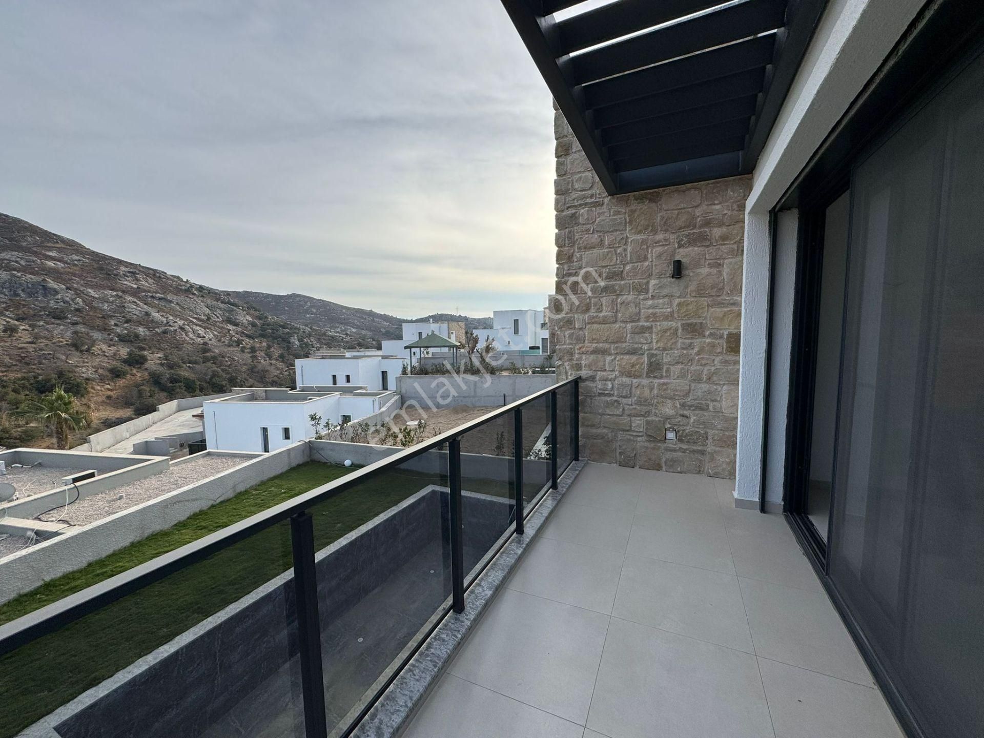 Gümüşlükte Avantajlı Proje İle 3+1 Müstakil Villa - Görsel 24