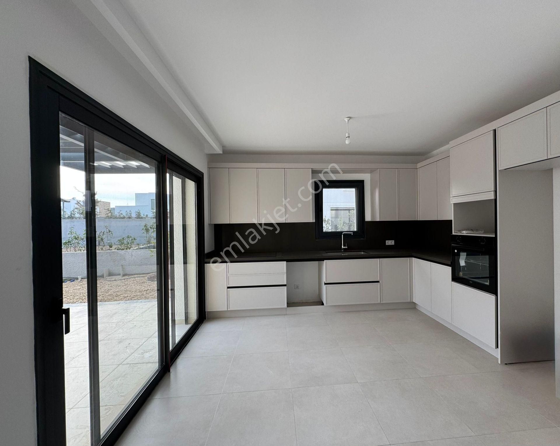 Gümüşlükte Avantajlı Proje İle 3+1 Müstakil Villa - Görsel 23