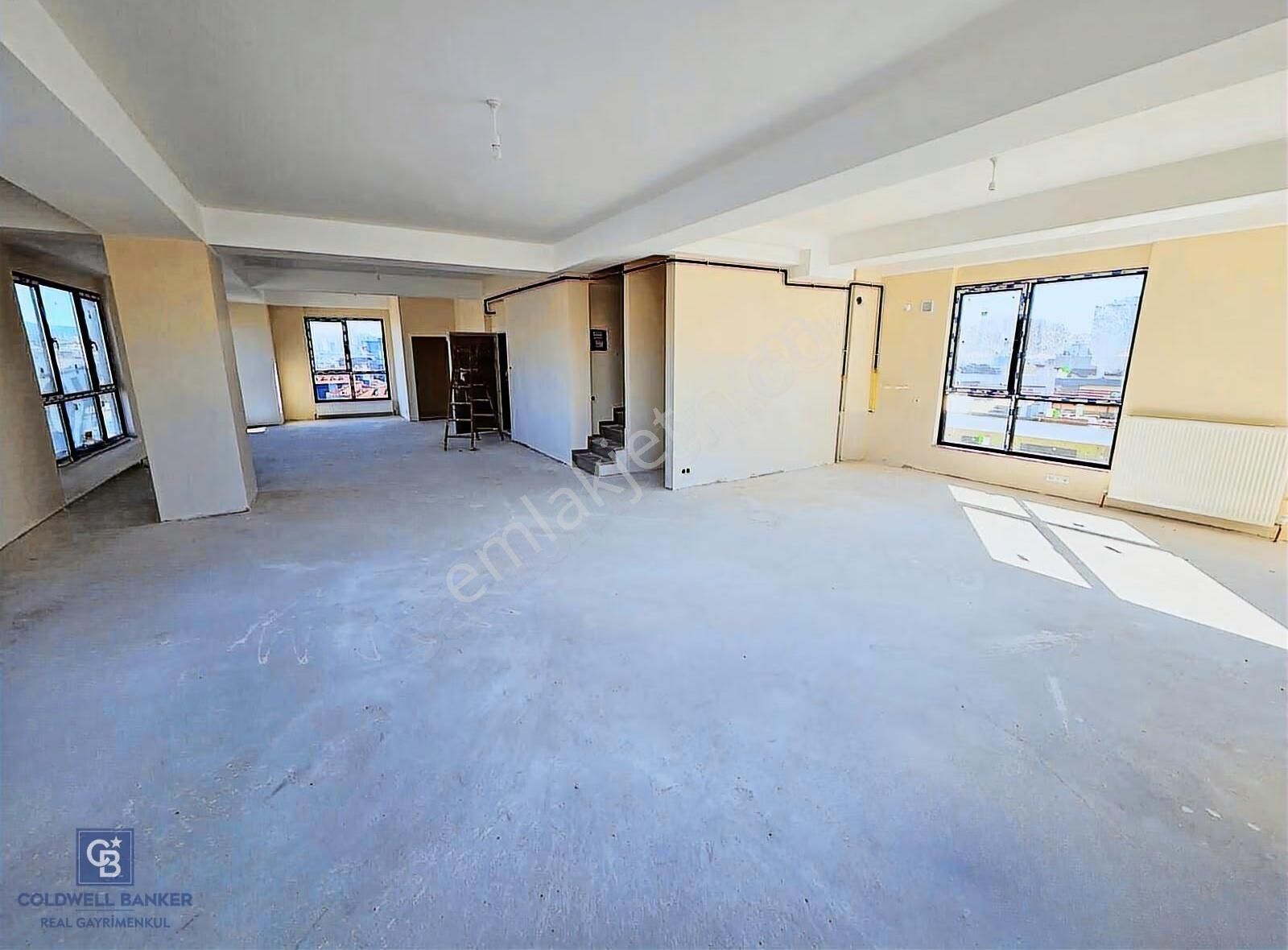 Sahrayıcedit E5te Sıfır Binada Satılık Dubleks Ofis Katı 290m² - Görsel 5