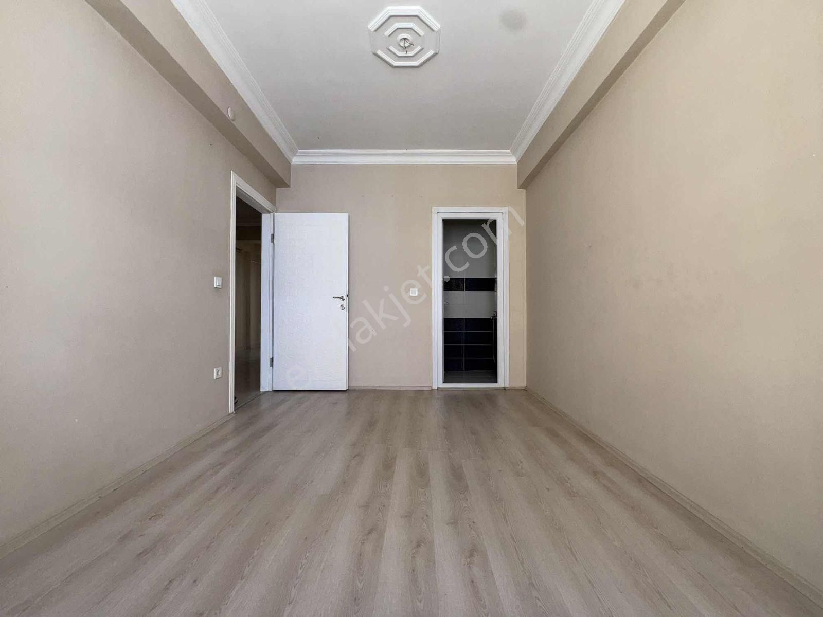 Işık'tan Dörtyola Yakın Ebeveynli Satılık 3+1 Daire (boş)acil - Görsel 10