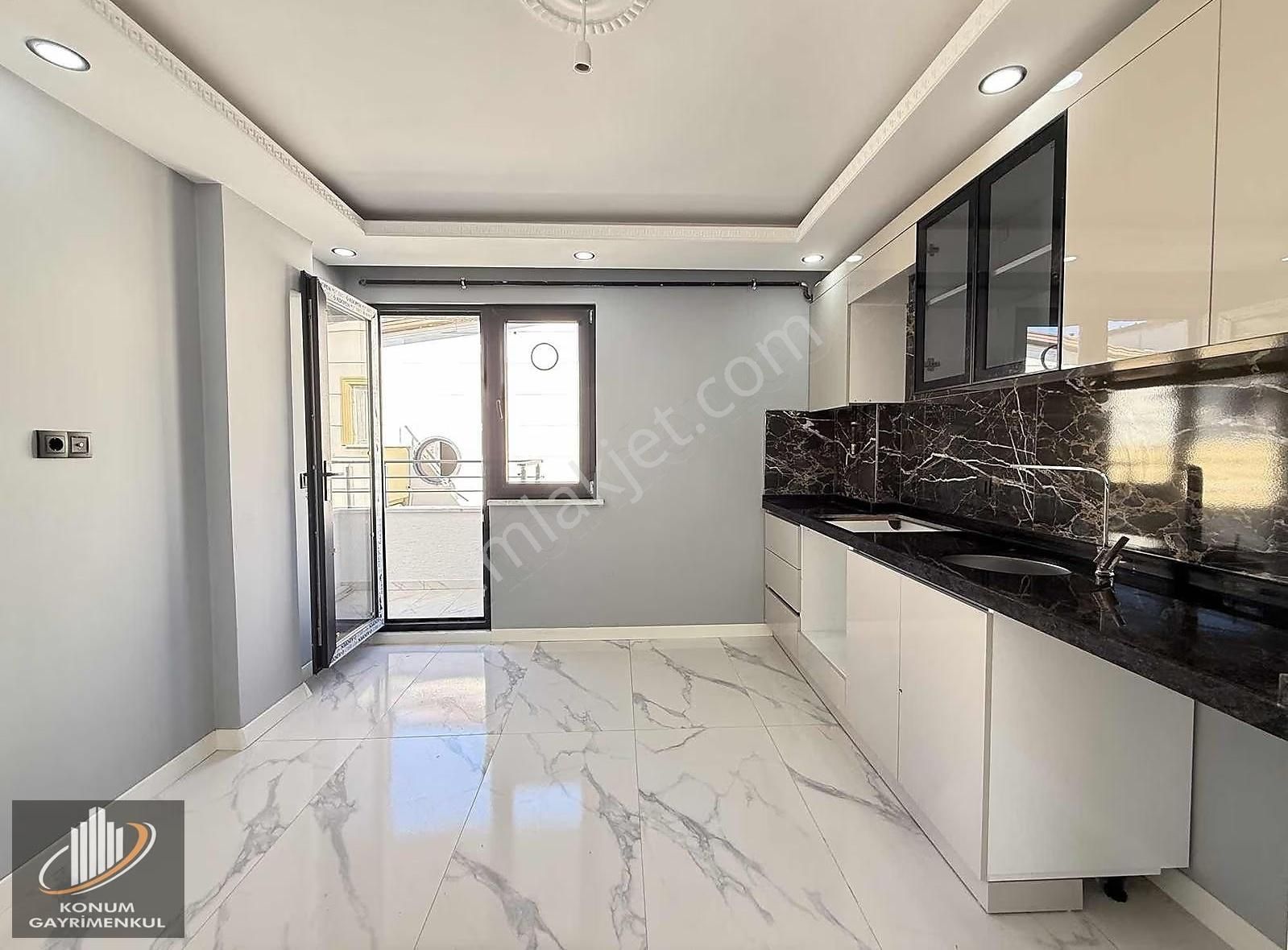 Tuzla Cd. Cephe Yerden Isıtmalı Asansörlü 95 M² Lüks Ara Kat - Görsel 10