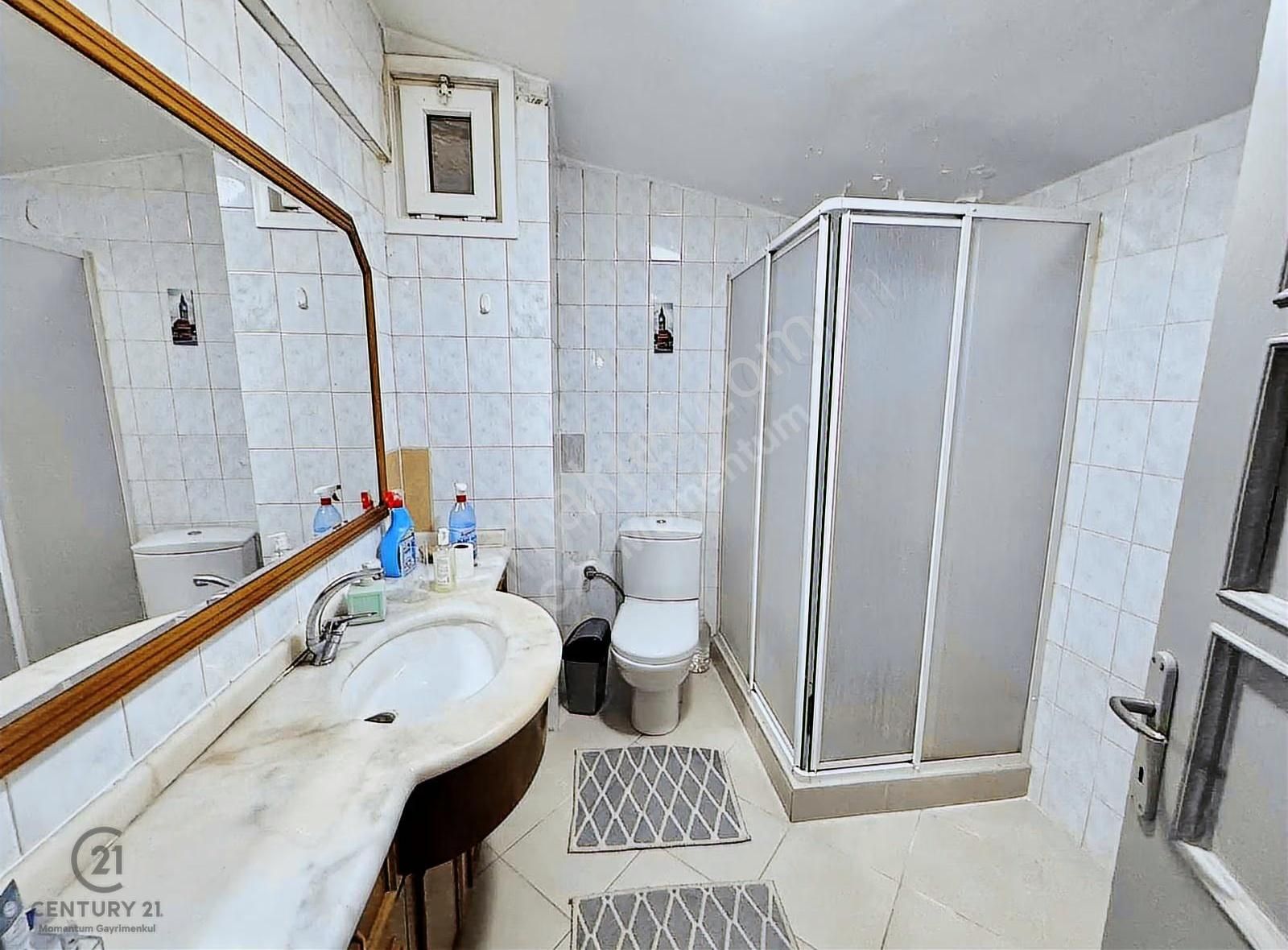 Beşiktaşın Kalbinde 1+1 Çatı Katı Daire - Görsel 12