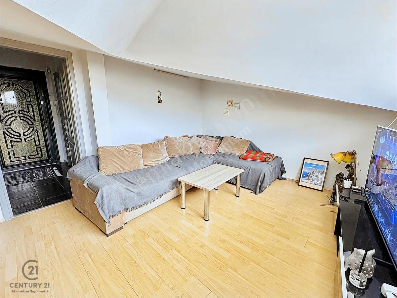 Beşiktaşın Kalbinde 1+1 Çatı Katı Daire - Görsel 7