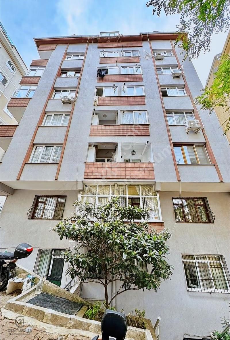 Beşiktaşın Kalbinde 1+1 Çatı Katı Daire - Görsel 8