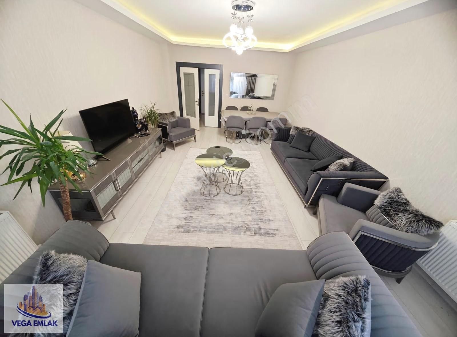 Vega Emlaktan Güneşevlerde Full Yapılı Lüks 3+1 Site Dairesi - Görsel 14