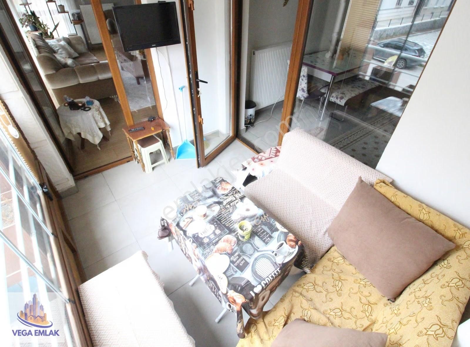 Vega Emlak'tan Güneşevlerde 3+1 130m2 Full Yapılı Ön Cephe Daire - Görsel 30