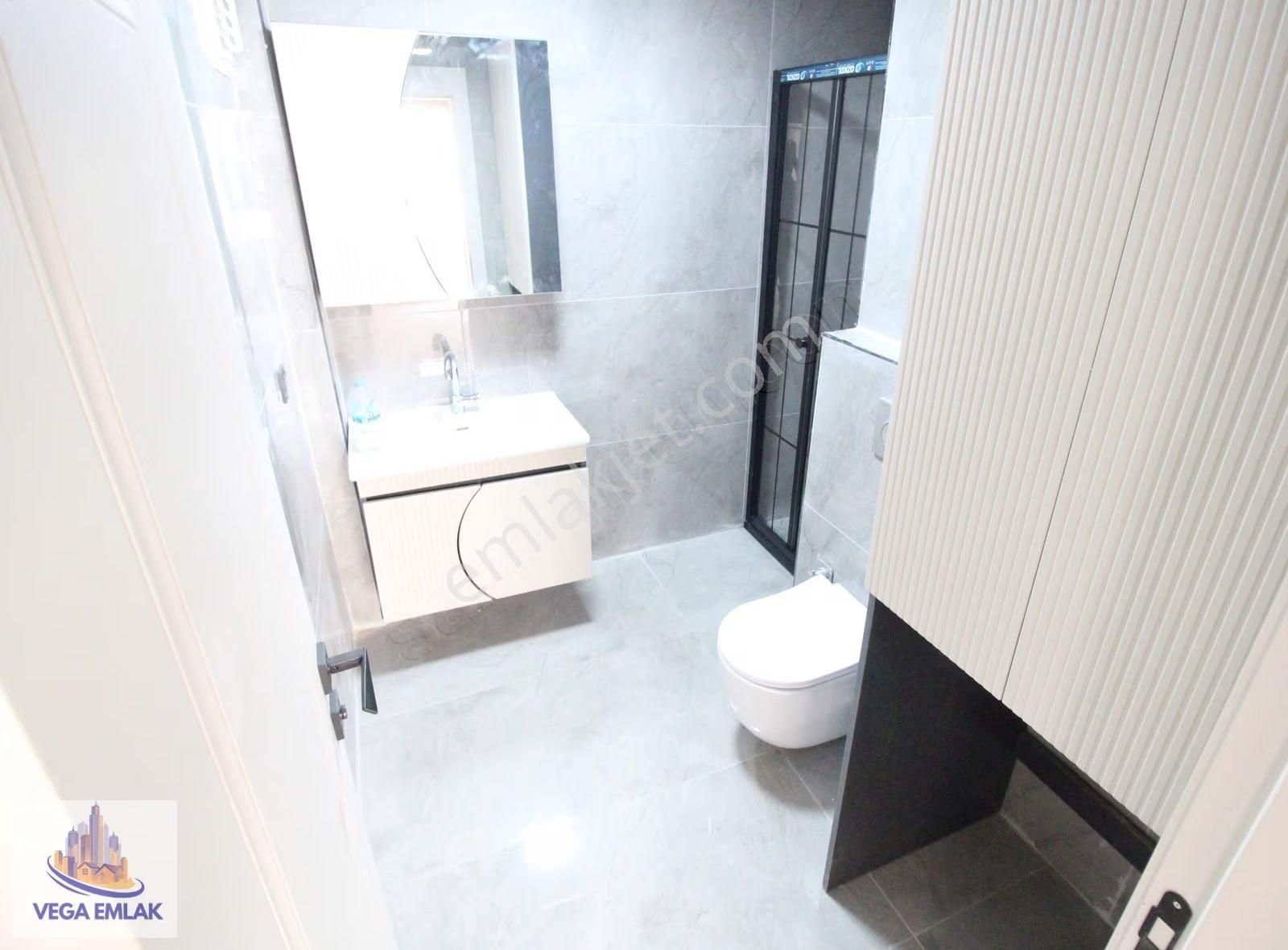 Vega Emlaktan Güneşevlerde Full Yapılı Fırsat 4+1 Sıfır Daire - Görsel 6