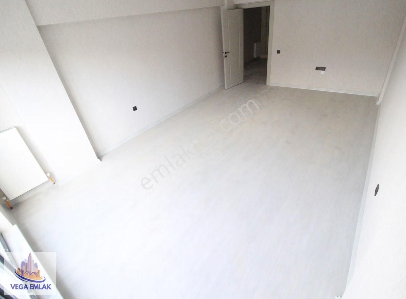 Vega Emlaktan Aydınlıkevler Altınpark Yakını Sıfır Katta Daire - Görsel 20