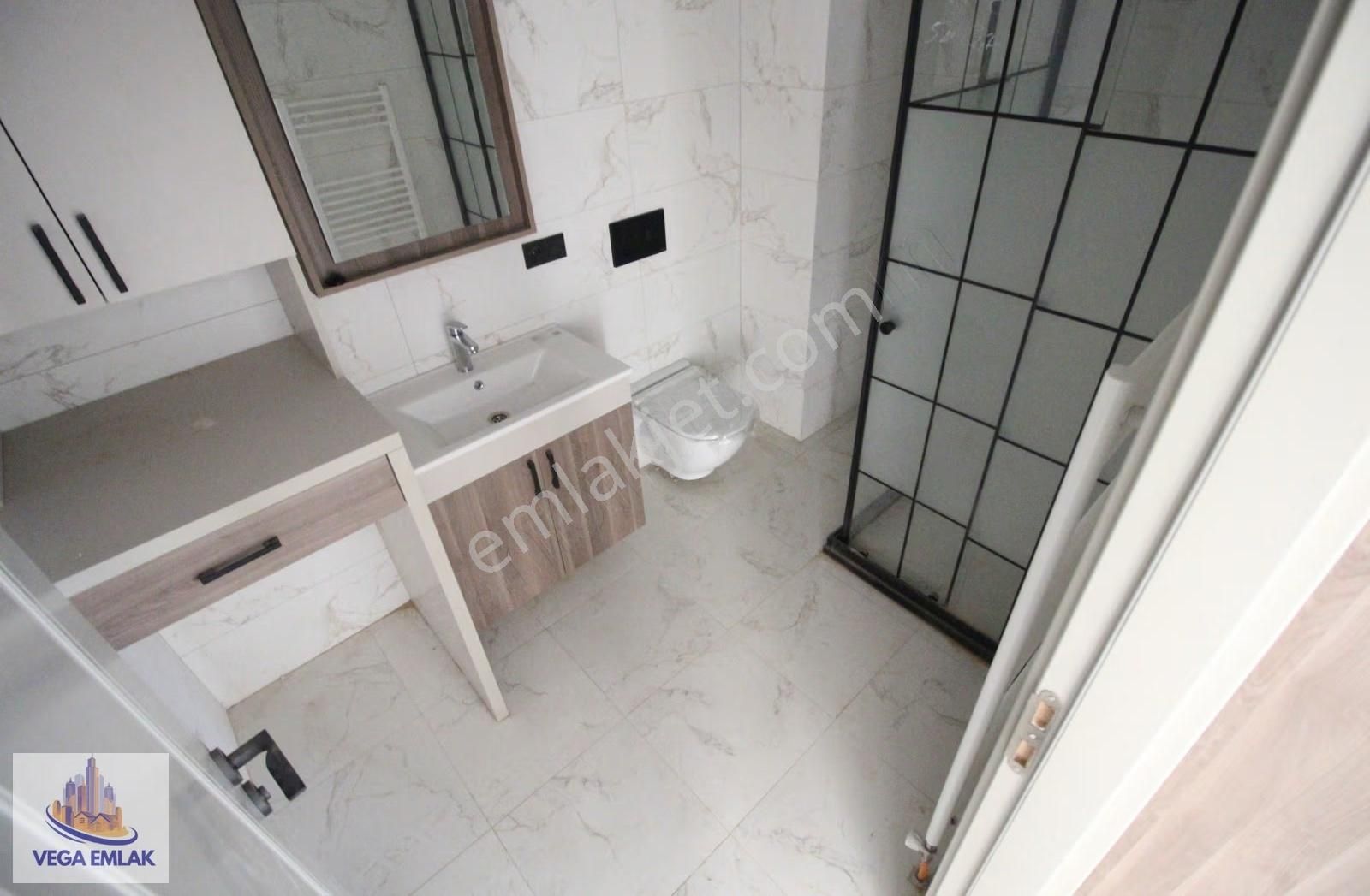 Vega Emlaktan Aydınlıkevler Altınpark Yakını Sıfır Katta Daire - Görsel 16