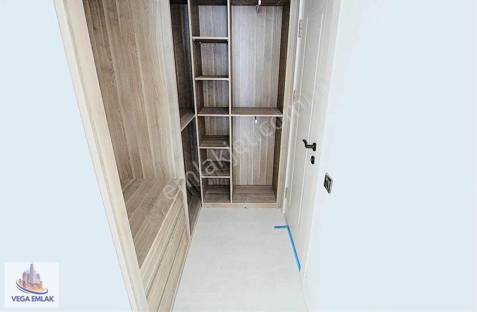 Vega Emlaktan Aydınlıkevler Altınpark Yakını Sıfır Katta Daire - Görsel 22