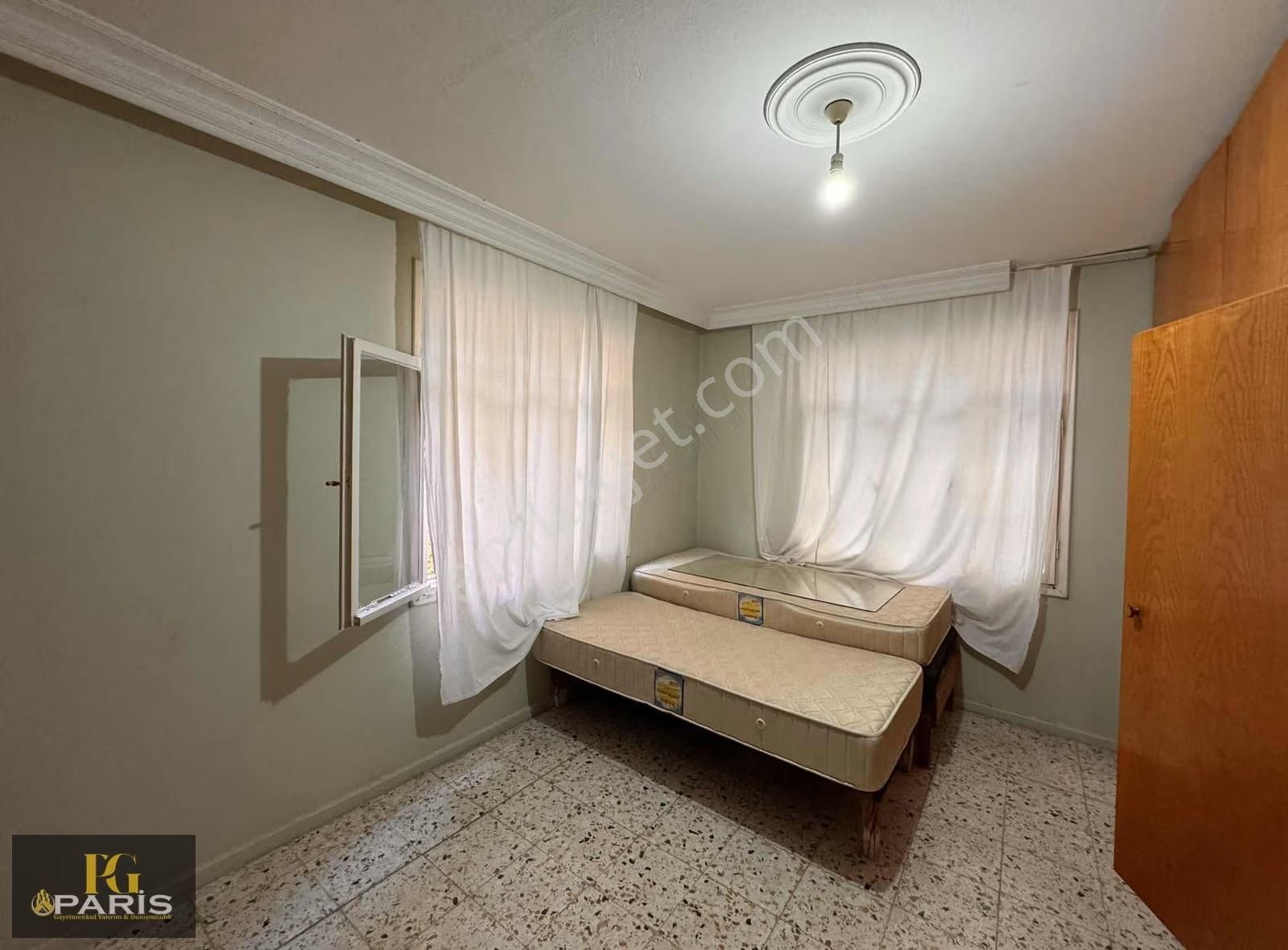 Paris'ten Yeşilyurt'ta 573 M2 Bahçeli Satılık Müstakil Ev !!! - Görsel 25