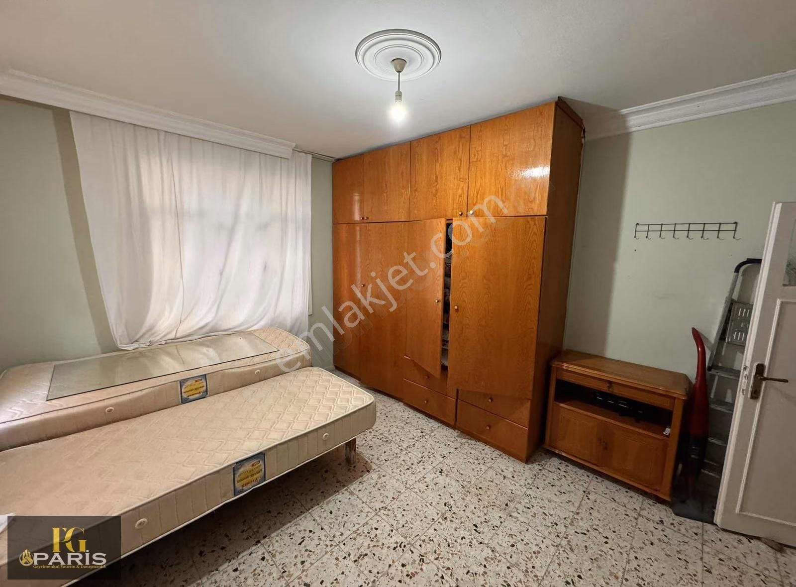 Paris'ten Yeşilyurt'ta 573 M2 Bahçeli Satılık Müstakil Ev !!! - Görsel 13