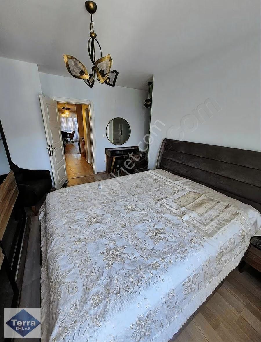 Yalova Armutlu Merkezde 3+2 Satılık 190 M2 Dublex Eşyalı - Görsel 8