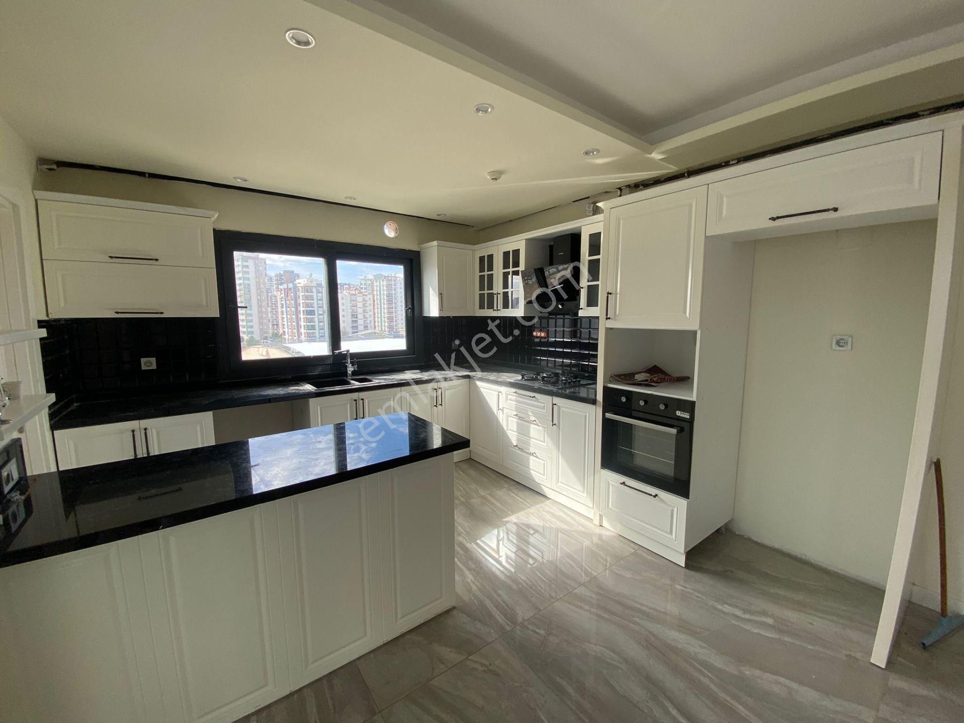 Karınca'dan Yeni Mh'de Aylık Ödemeli, Sıfır Yapılı Binada 4+1 Kiralık!