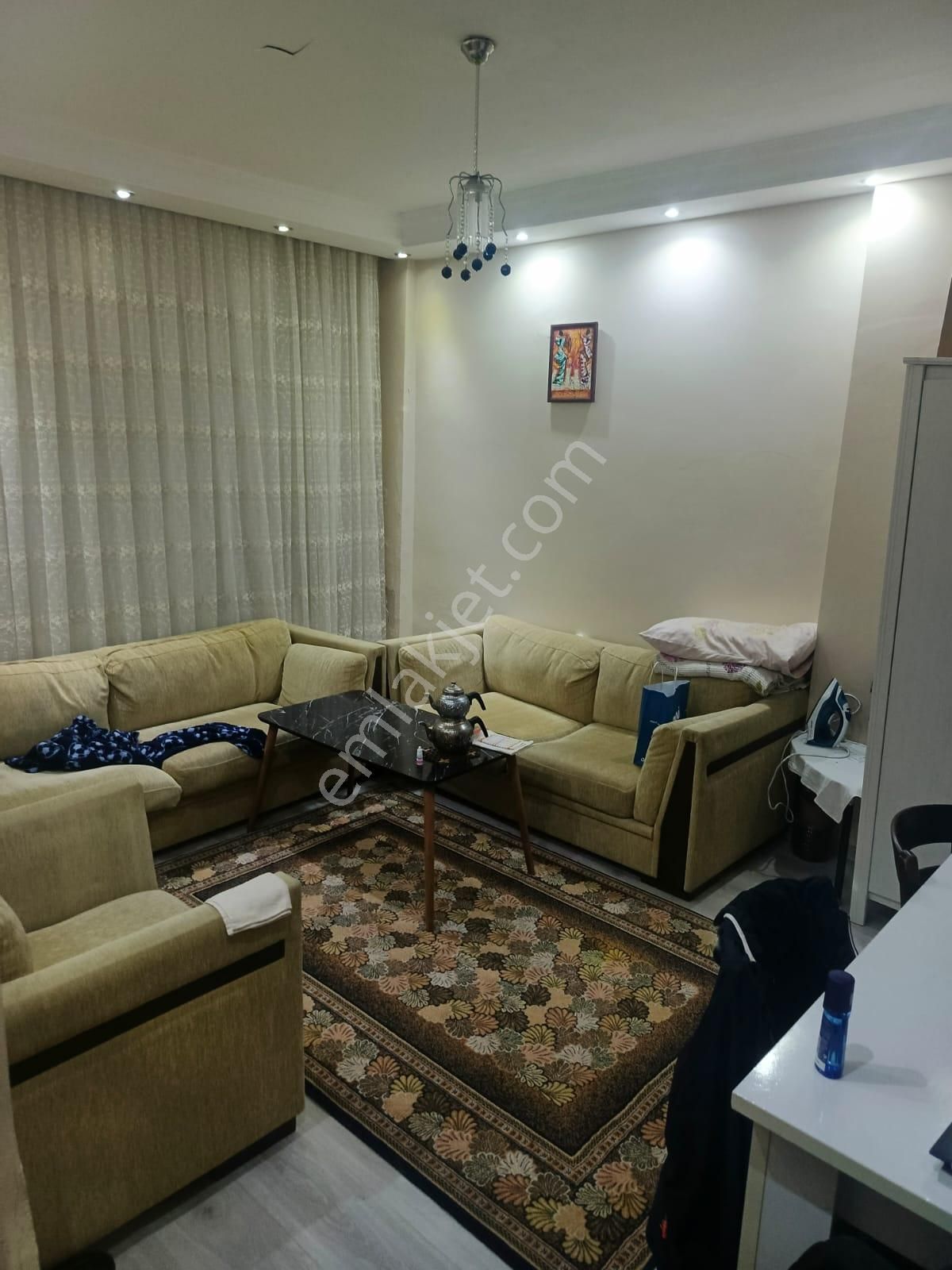 Akşenden Fatih Kocamustafapaşa Çevre Tiyatrosu Civarında 1+1 55m² Satılık Bodrum Kat