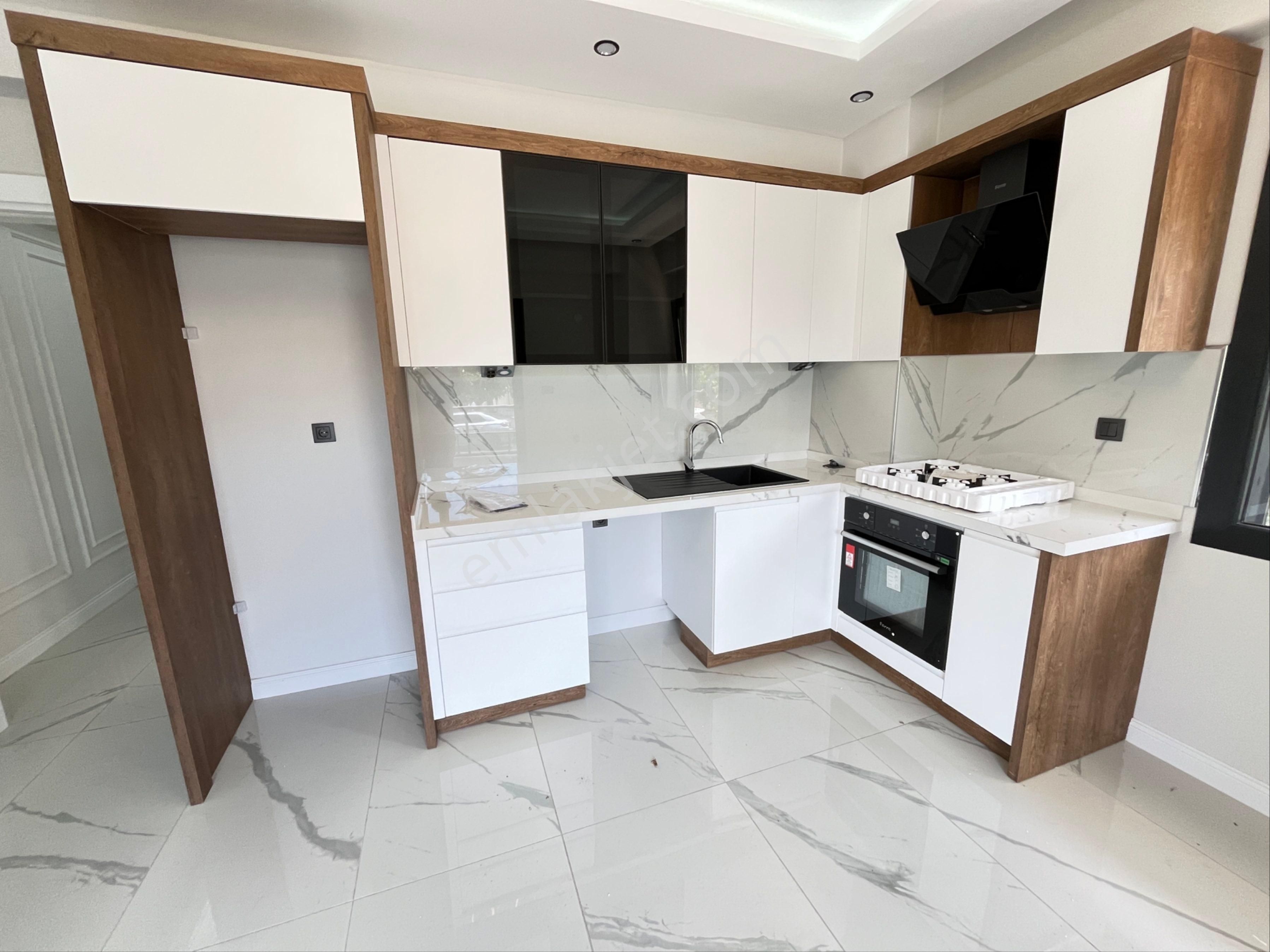 Yetkisi Cadde'den Sıfır Bahçeli Ayrı Mutfak Ön Cephe 2+1 Satılık Daire - Görsel 15