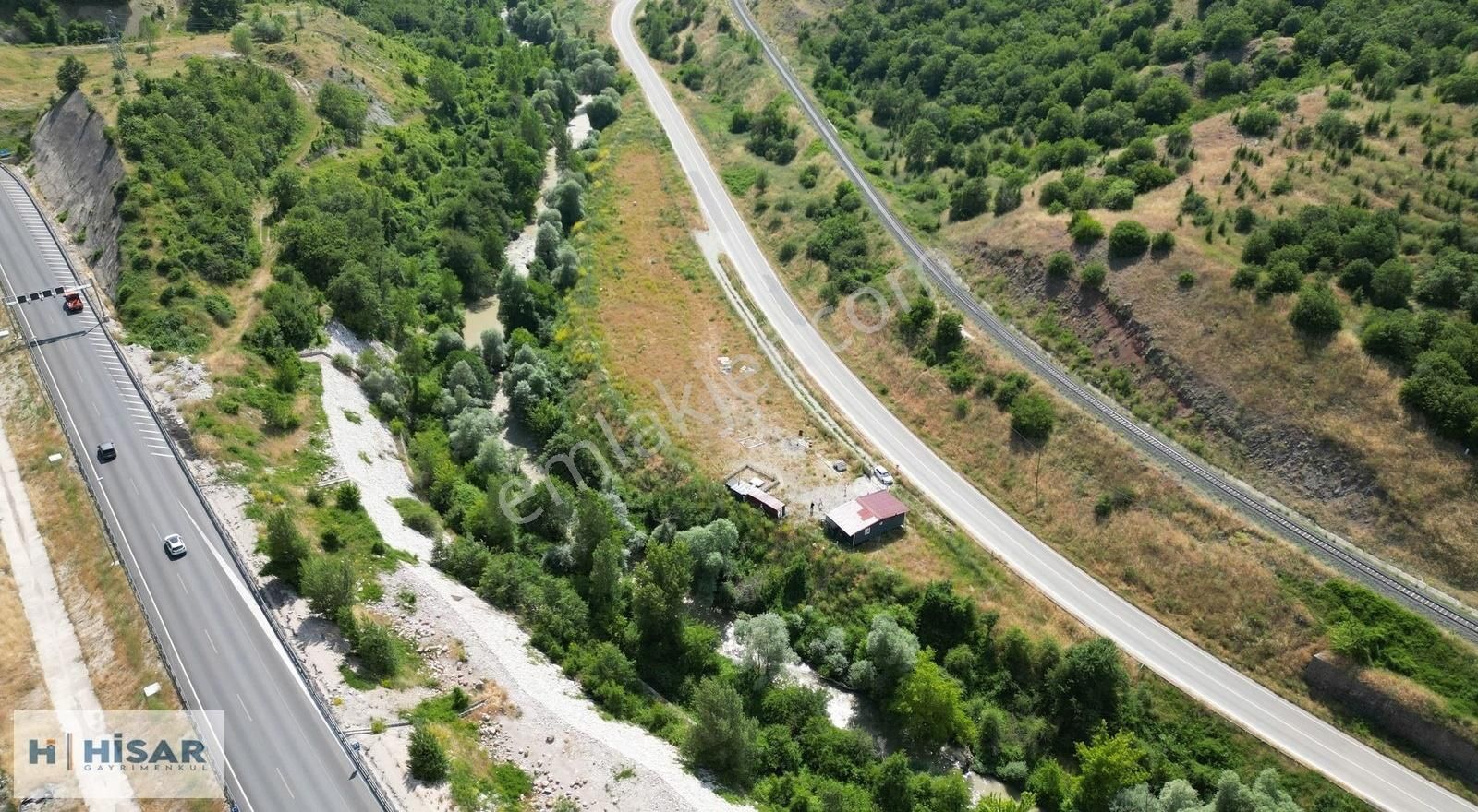 Hisar'dan Havzada Ana Yolun Yanında Kafa Dinlemelik Tarla - Görsel 31