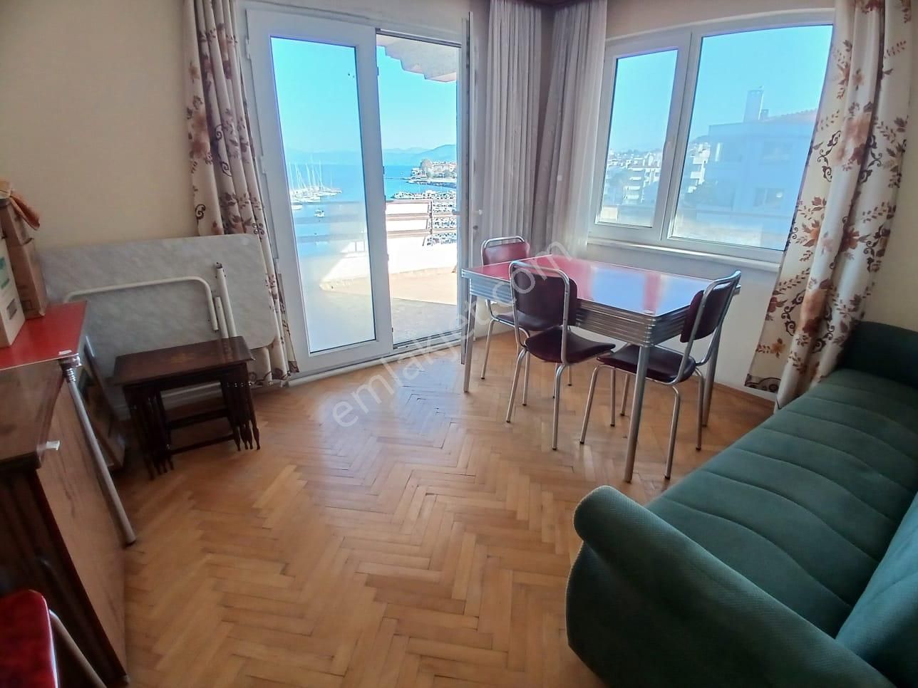 Denize Sıfır Manzaralı Daire - Görsel 12