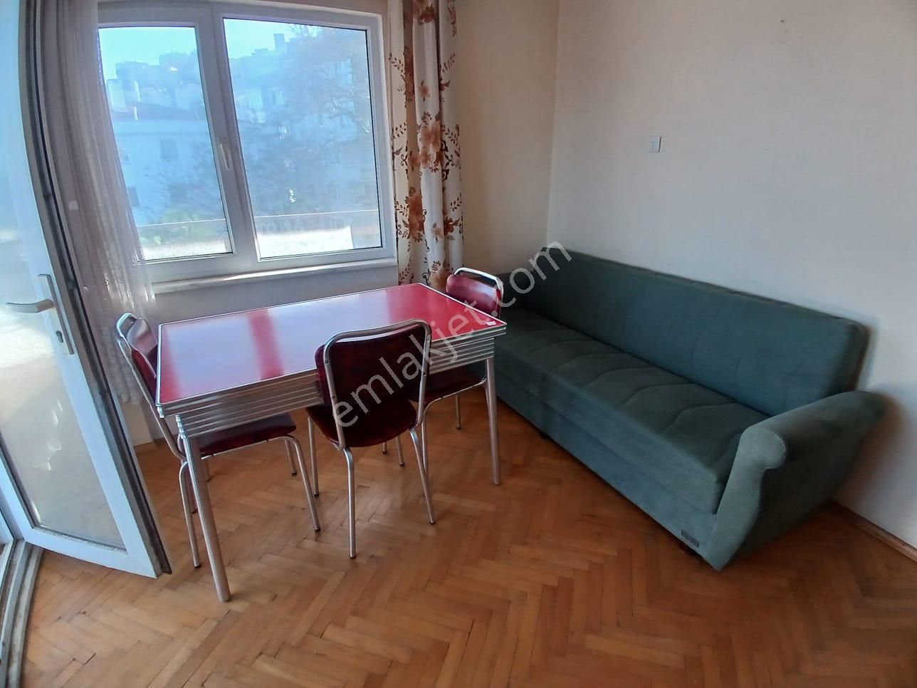 Denize Sıfır Manzaralı Daire - Görsel 10