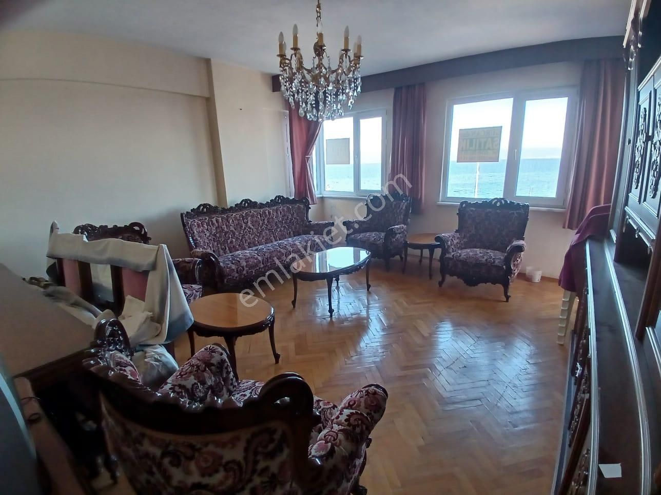 Denize Sıfır Manzaralı Daire - Görsel 19