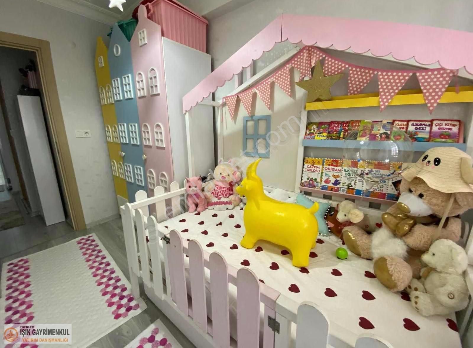 Işık Emlak Güvencesiyle Satılık Krediye Uygun 2+1 Daire - Görsel 5