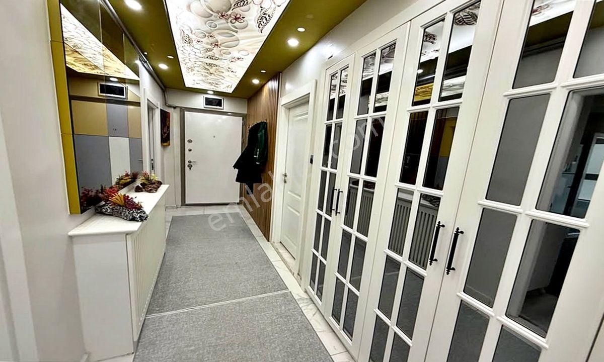 Esenyurt Yeşilkent Mahallesinde 2+1 Bahçe Katı