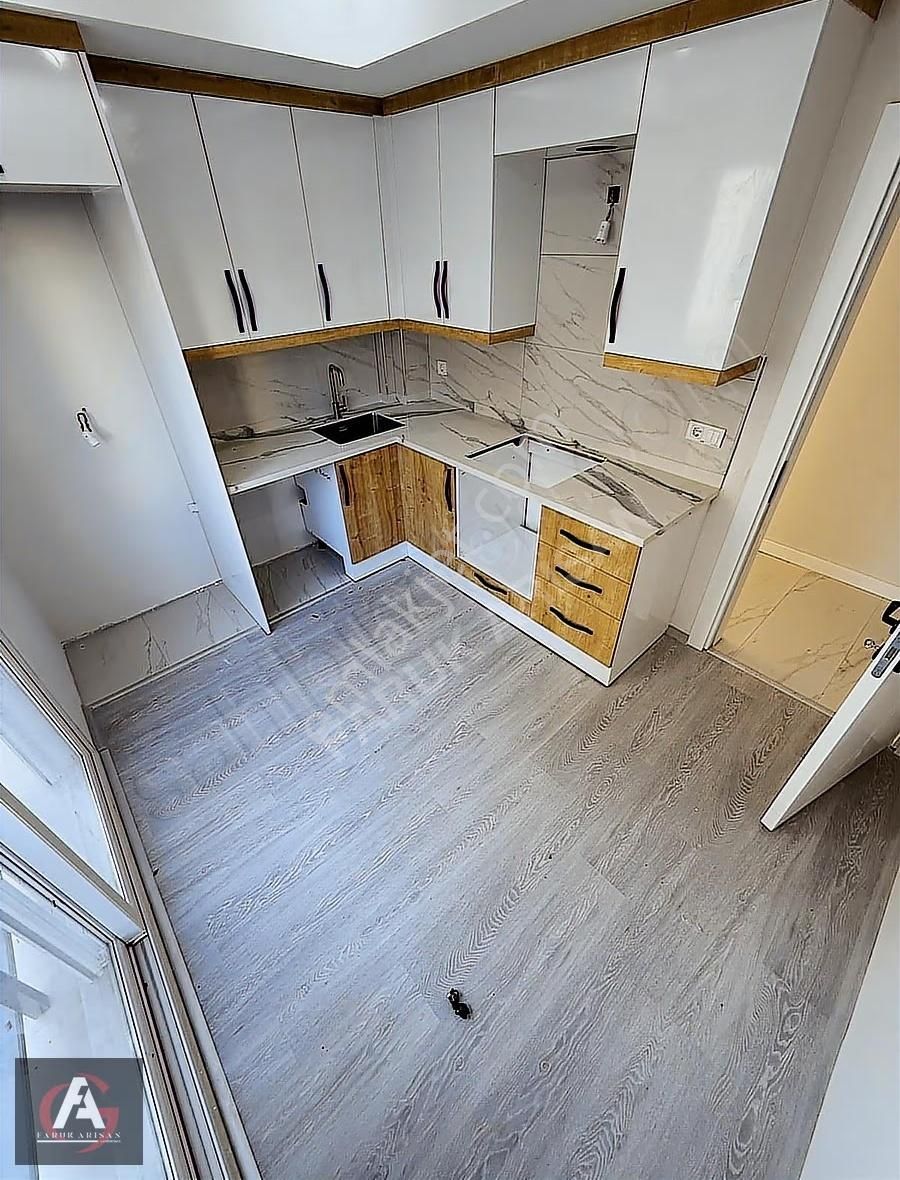 Faruk Arısan'dan Turunçovada Süper Konum Oturuma Hazır Geniş 2+1 - Görsel 24