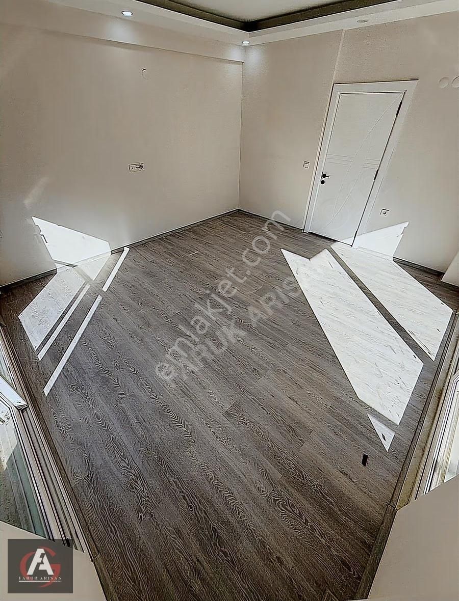 Faruk Arısan'dan Turunçovada Süper Konum Oturuma Hazır Geniş 2+1 - Görsel 4