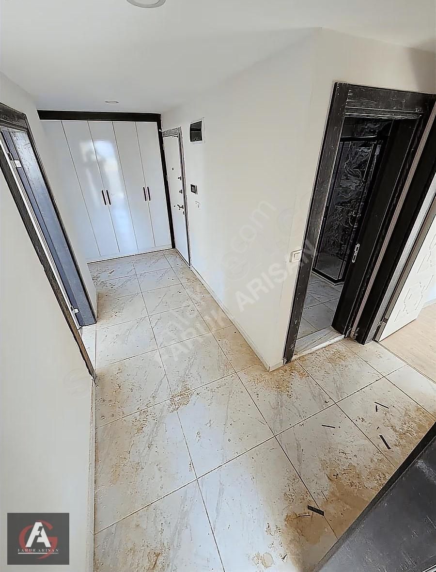 Faruk Arısan'dan Denize 0 Deniz Manzaralı Oturuma Hazır Lüx 2+1 - Görsel 9