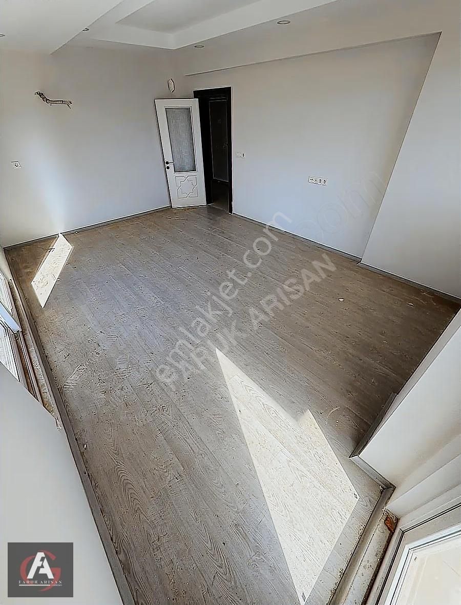 Faruk Arısan'dan Denize 0 Deniz Manzaralı Oturuma Hazır Lüx 2+1 - Görsel 12