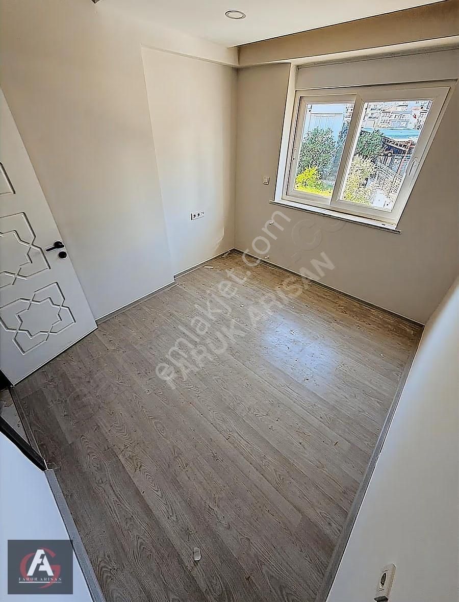 Faruk Arısan'dan Denize 0 Deniz Manzaralı Oturuma Hazır Lüx 2+1 - Görsel 5