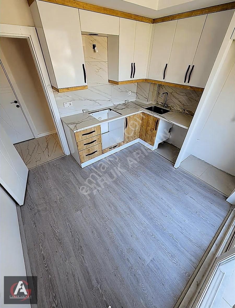 Faruk Arısan'dan Turunçovada Süper Konum Oturuma Hazır Geniş 3+1 - Görsel 15