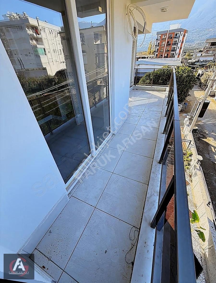 Faruk Arısan'dan Turunçovada Süper Konum Oturuma Hazır Geniş 3+1 - Görsel 12