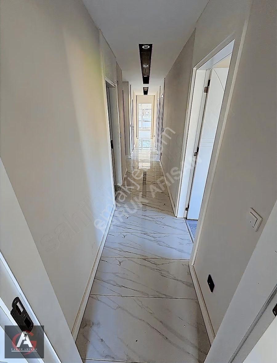 Faruk Arısan'dan Turunçovada Süper Konum Oturuma Hazır Geniş 3+1 - Görsel 9