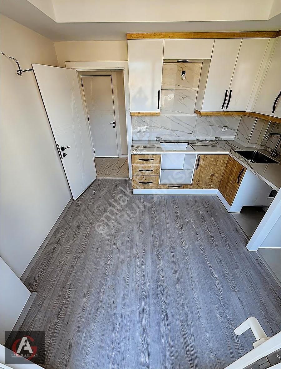 Faruk Arısan'dan Turunçovada Süper Konum Oturuma Hazır Geniş 3+1 - Görsel 20