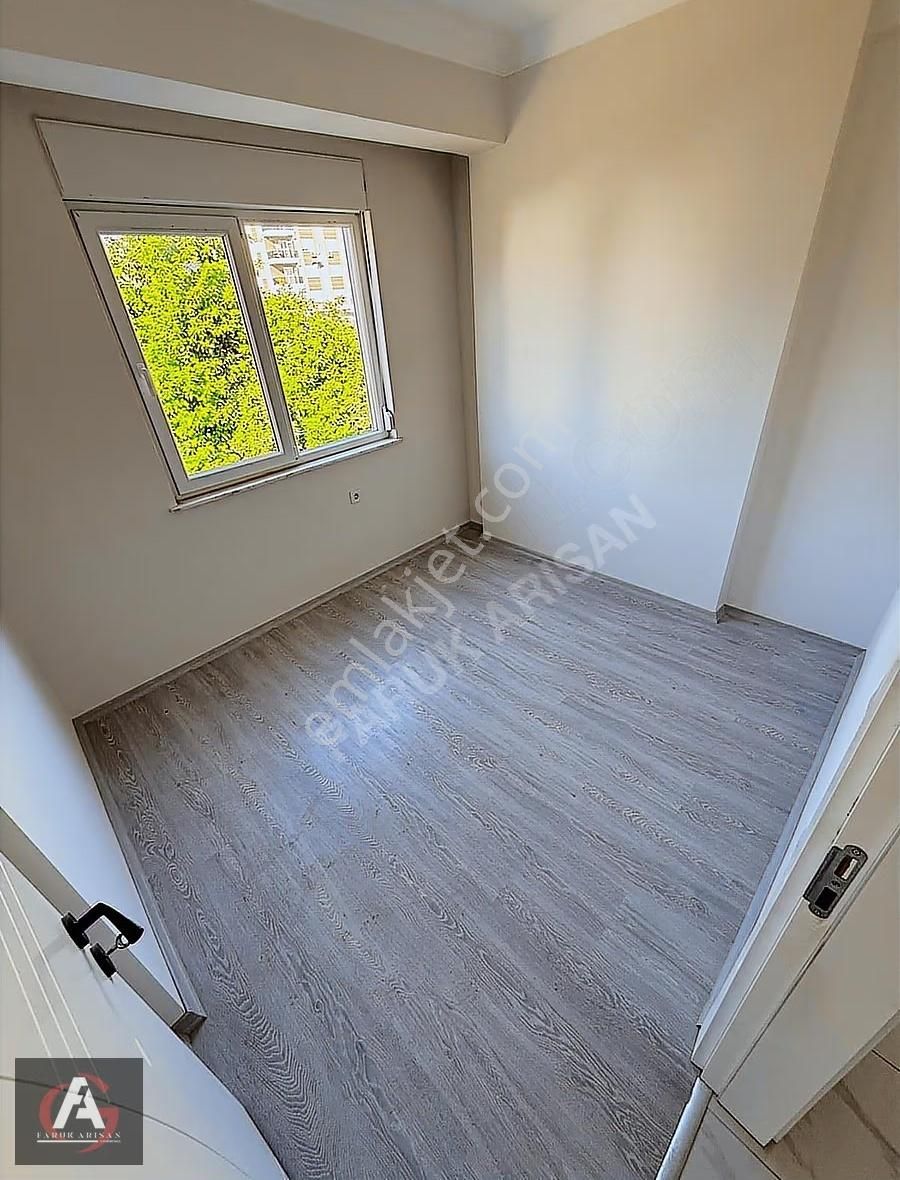 Faruk Arısan'dan Turunçovada Süper Konum Oturuma Hazır Geniş 3+1 - Görsel 17