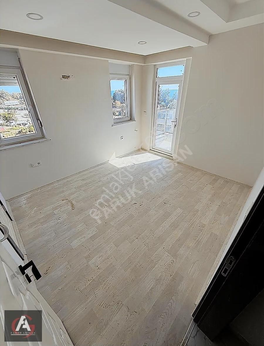 Faruk Arısandan Deniz Manzaralı Ayrı Mutfak E. Banyolu Kupon 2+1 - Görsel 26