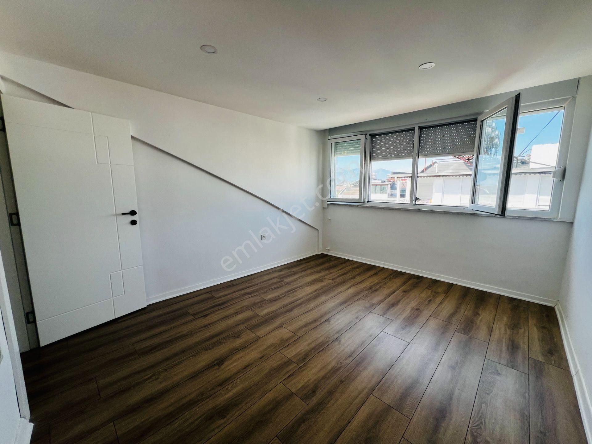 Site İçinde Havuzlu Kapalı Otoparklı Dubleks Daire - Görsel 22