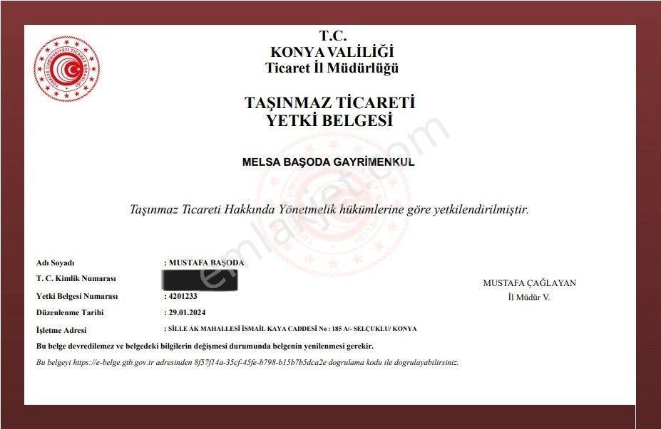 Konya Yunak Merkez Yola Cephe Eşsiz Satılık Müstakil Tarla