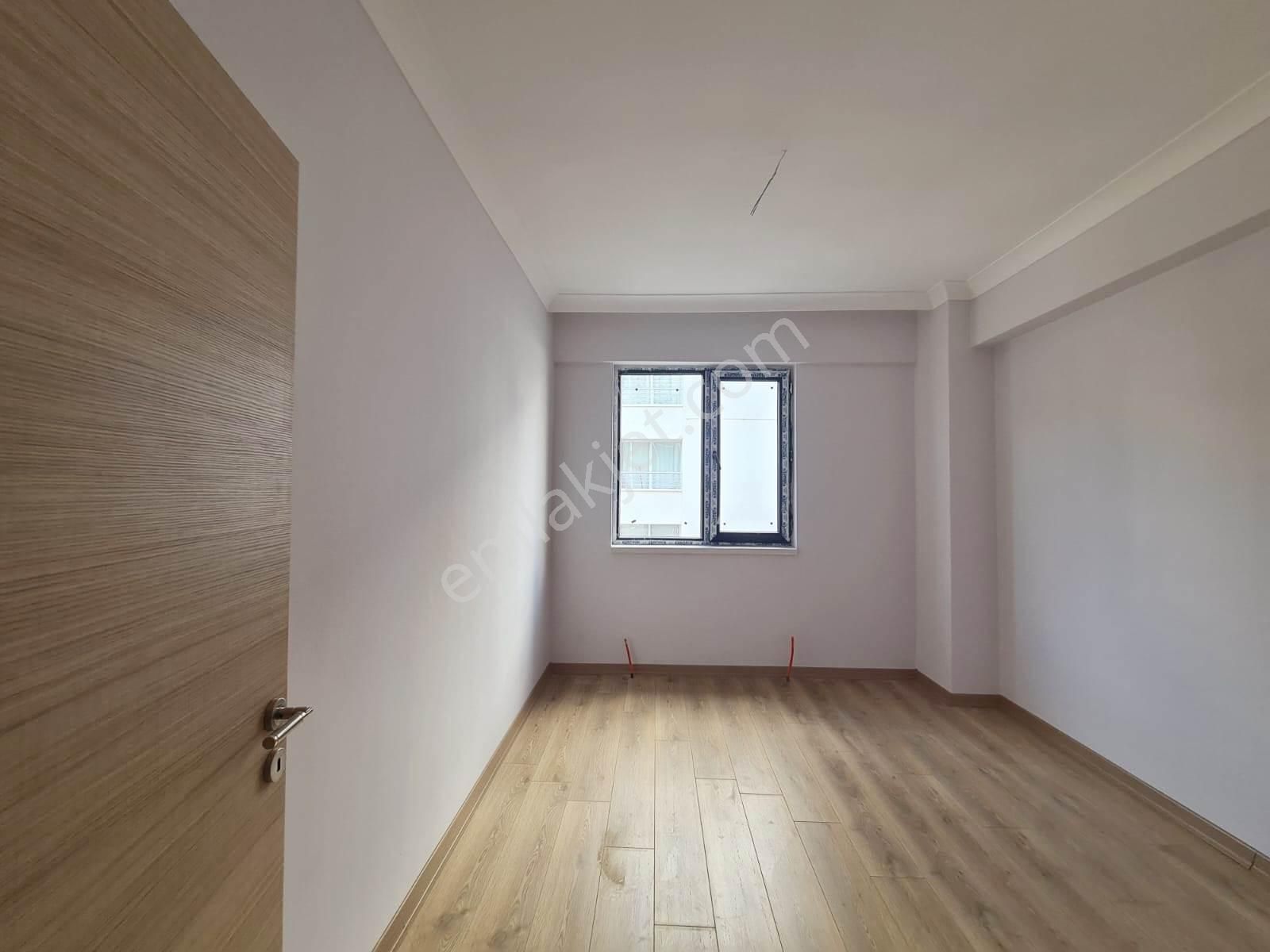 Geniş Mutfak Sevenlere Hanımlar Lokali Yakını Sıfır 3+1 Daire - Görsel 25