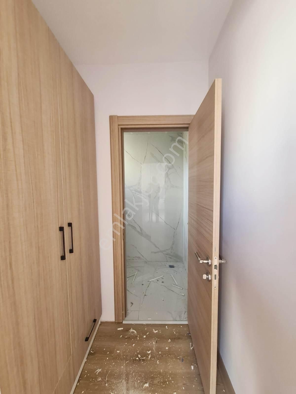 Geniş Mutfak Sevenlere Hanımlar Lokali Yakını Sıfır 3+1 Daire - Görsel 28