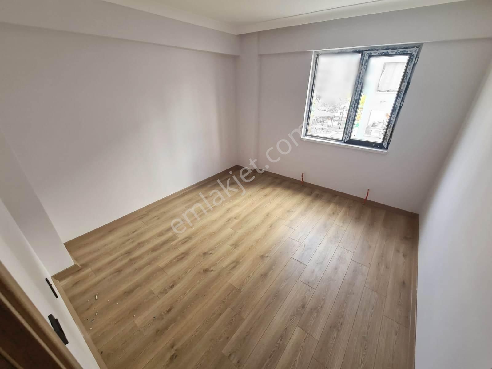 Geniş Mutfak Sevenlere Hanımlar Lokali Yakını Sıfır 3+1 Daire - Görsel 12