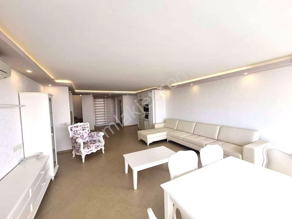 Alanya Bektaş Mahallesi'nde Satılık 5+2 Lüks Müstakil Villa - Görsel 2