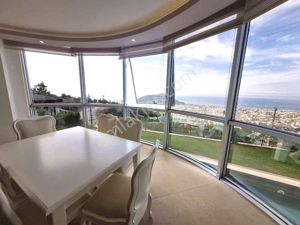 Alanya Bektaş Mahallesi'nde Satılık 5+2 Lüks Müstakil Villa - Görsel 24