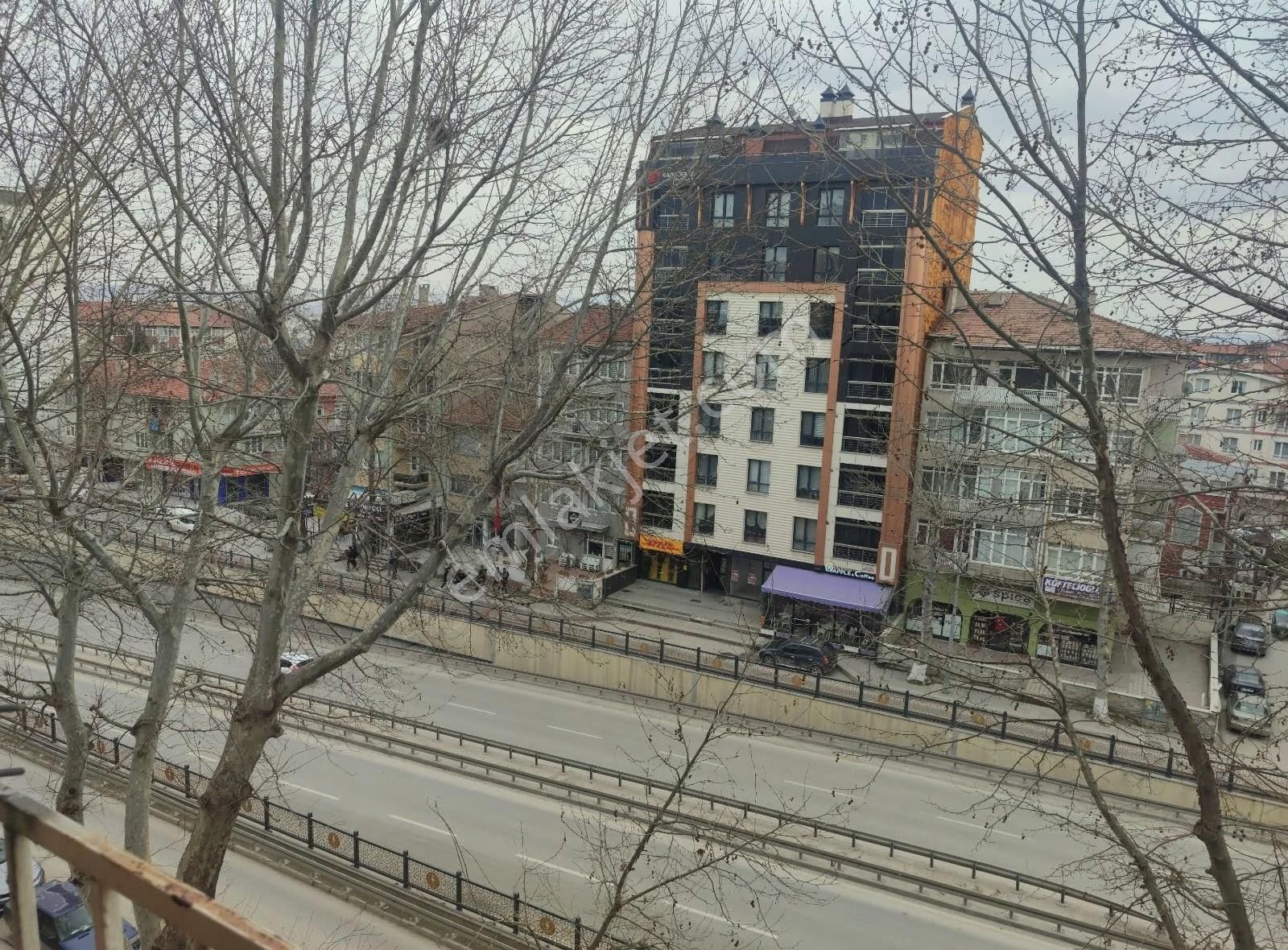 Asel'den Atatürk Bulv/4+1 Doğu Cephe Site İçi 150 M2 Daire - Görsel 4