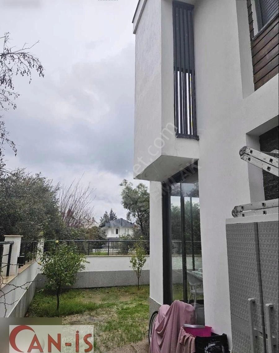 Kemer Merkezde Tek Tam Kalbinde Müstakil İkiz Villa Can-iş Emlak - Görsel 9