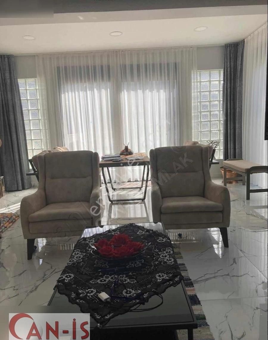 Kemer Merkezde Tek Tam Kalbinde Müstakil İkiz Villa Can-iş Emlak - Görsel 11